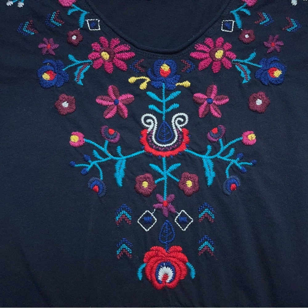 Johnny Was Black Embroidered Floral V-Neck Top Womens Small Long Sleeve Cotton - Picture 7 of 14